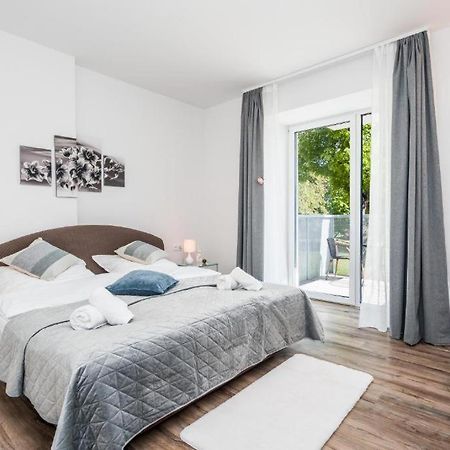 דירות Hradec Králové Perla Hradce 101 מראה חיצוני תמונה