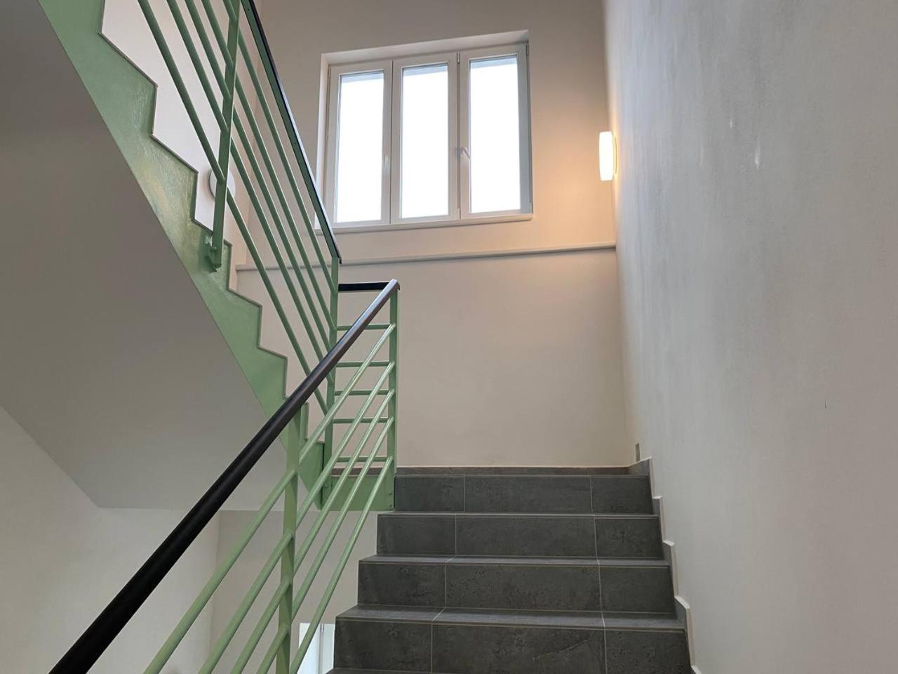 דירות Hradec Králové Perla Hradce 101 מראה חיצוני תמונה